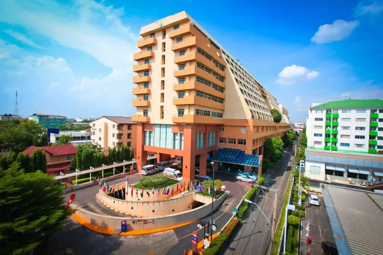 Vejthani Hospital